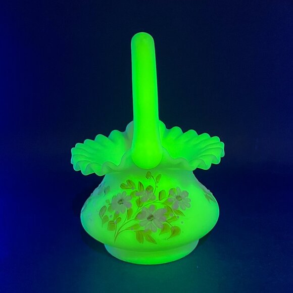 Vtg Fenton Burmese Uranium Custard Satin Art Glass Basket Blossoms Signed Glows